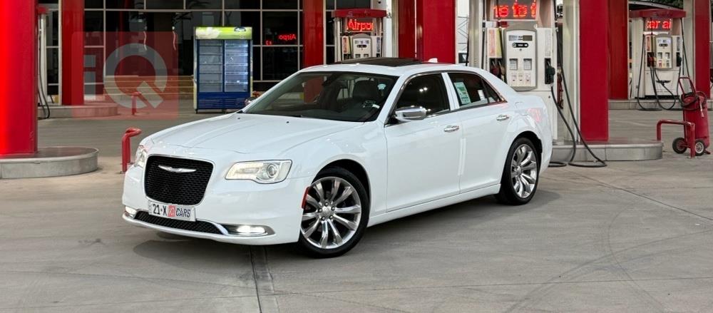 کرایسلەر 300